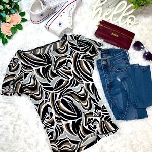 Women’s Medium Short-Sleeved Shirt